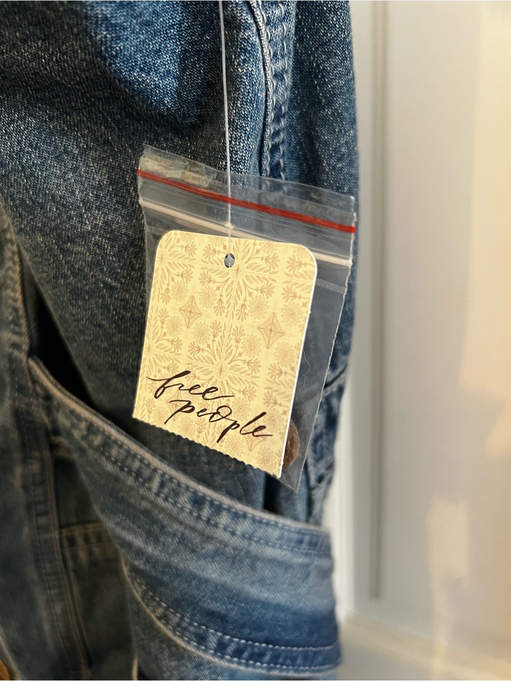 NWT Free People Memphis Medium Wash Denim Button-Front Shortalls - Picture 9 of 10